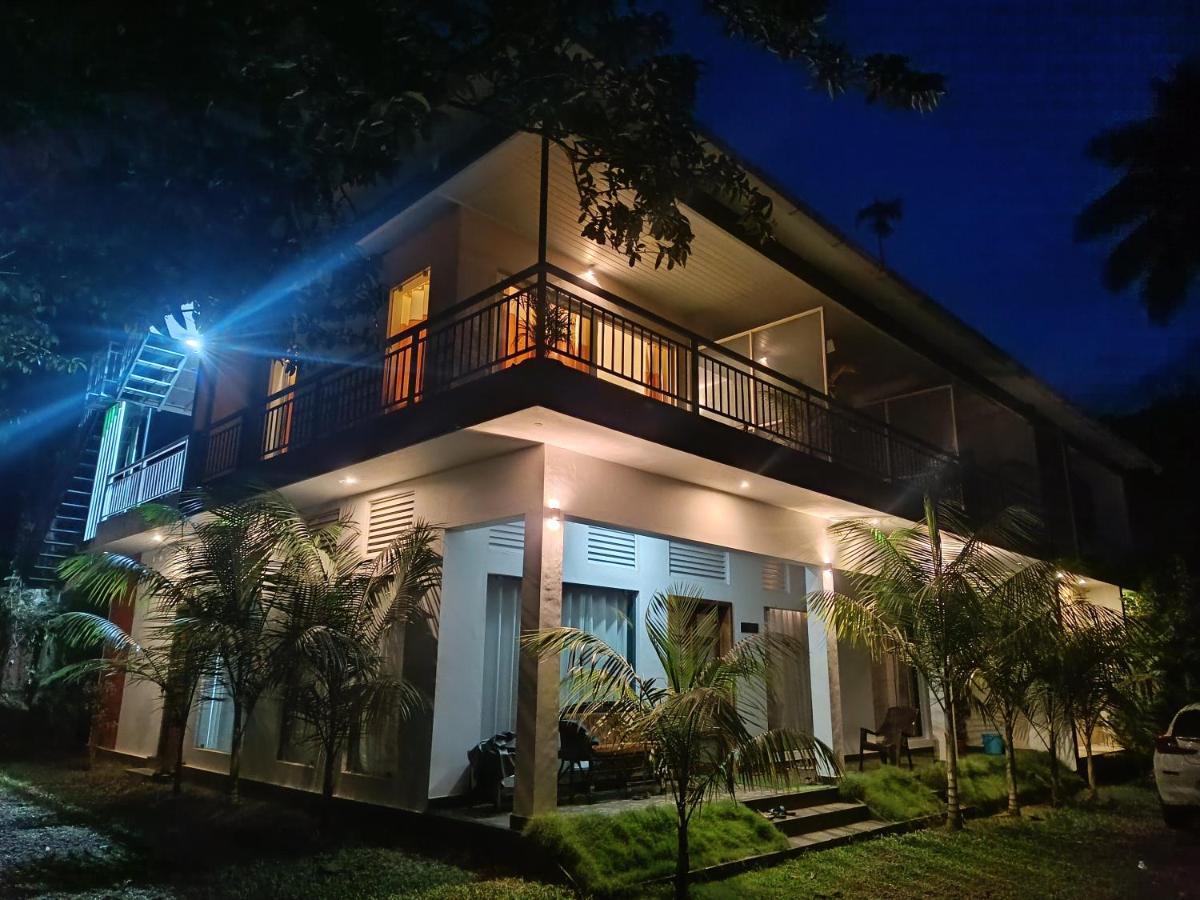 Riverbench Homestay Munnar, Anaviratty المظهر الخارجي الصورة